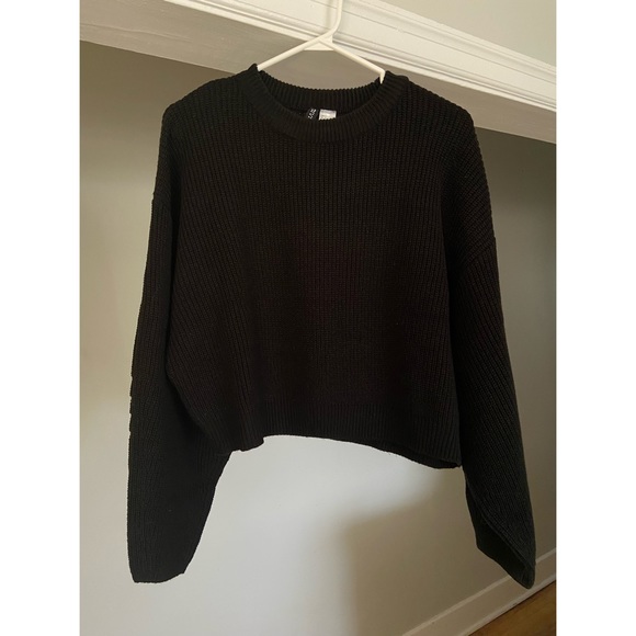 H&M Cropped Knit Sweater - Picture 3 of 4